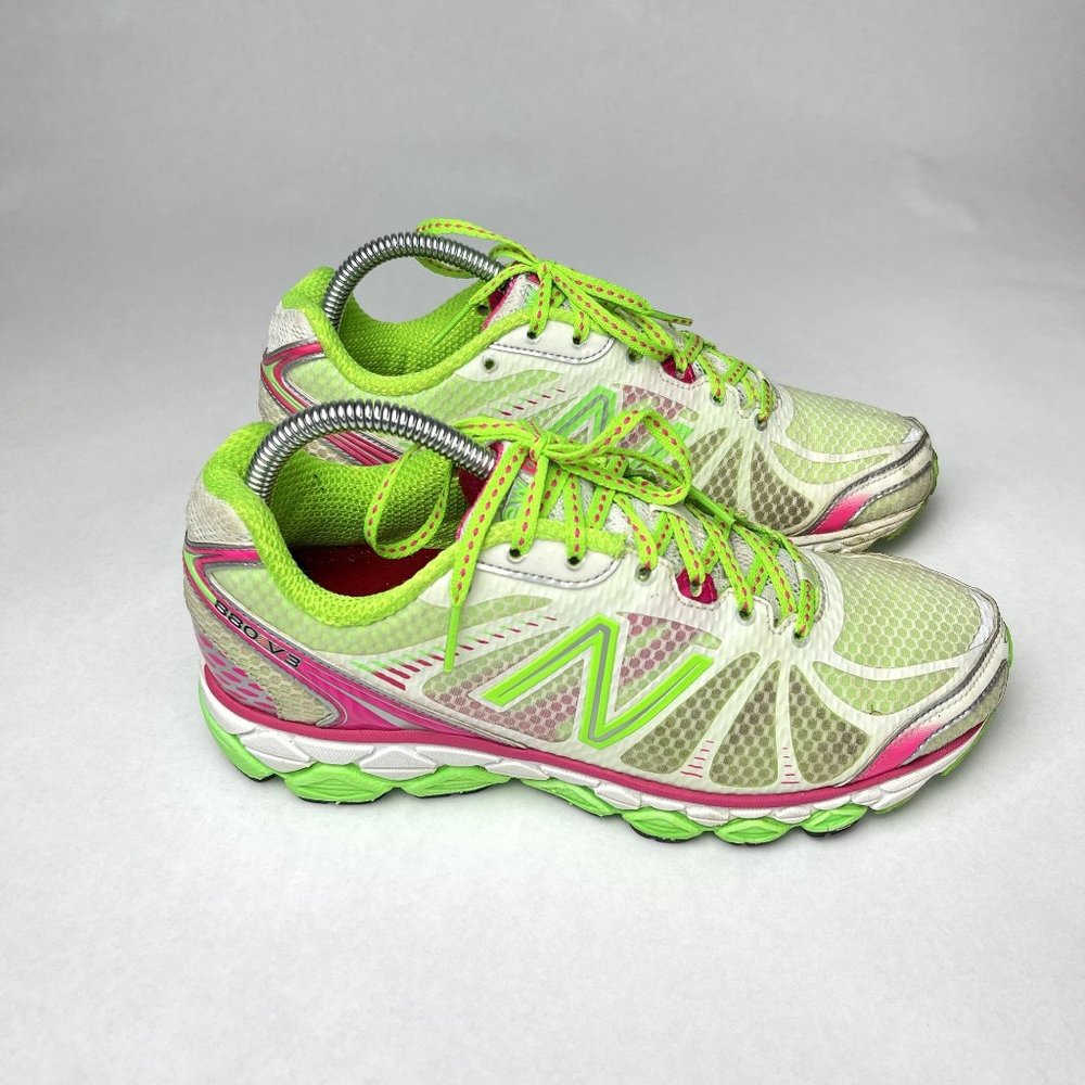 New Balance 880 V3 Womens Size 8 Running Shoes Sneakers Green Pink USA Athletic
